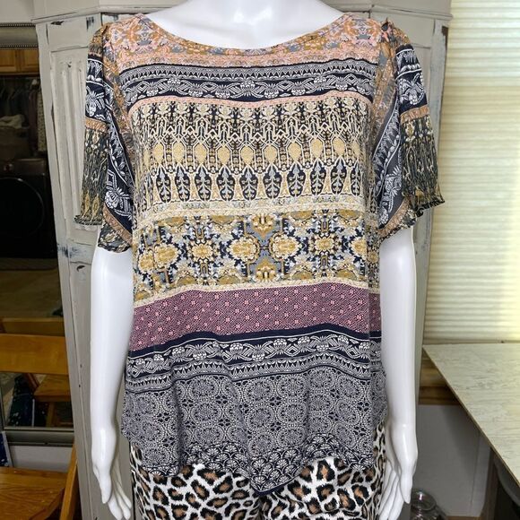 Lucky Brand Boho Flutter Sleeve Top Size Small - Picture 2 of 12